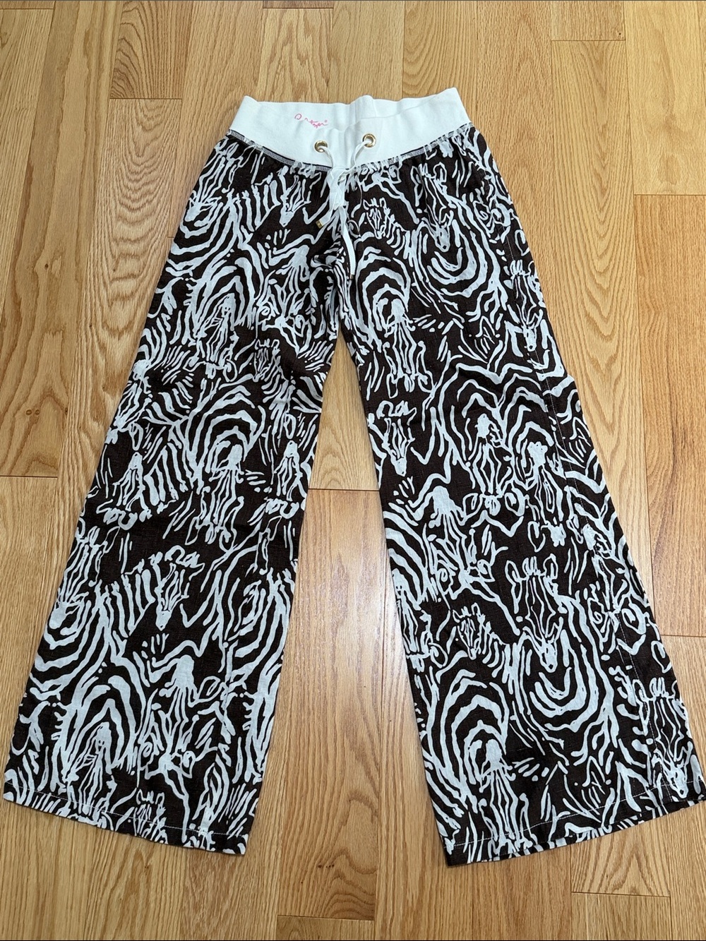 Lilly Pulitzer XS the linen beach wide leg  pants in zebra print . - Picture 2 of 10
